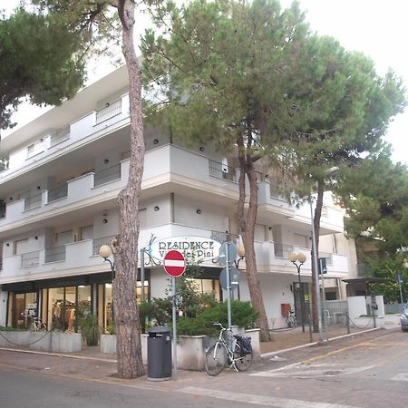 Residence Villa Dei Pini 里米尼 外观 照片