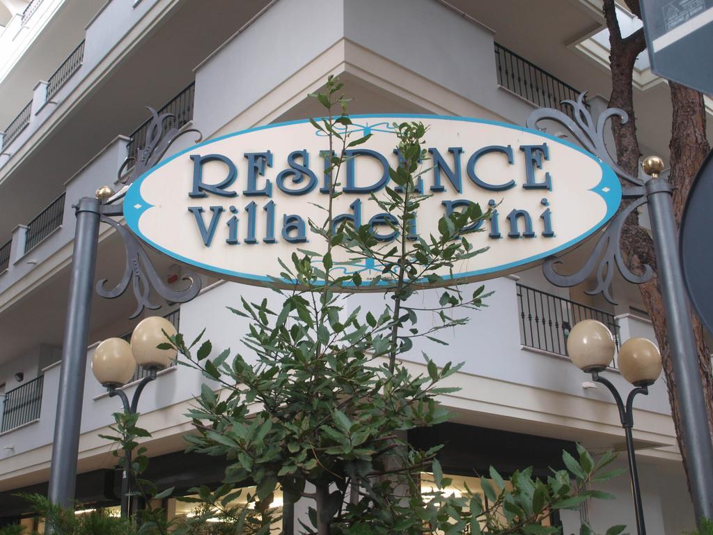 Residence Villa Dei Pini 里米尼 外观 照片