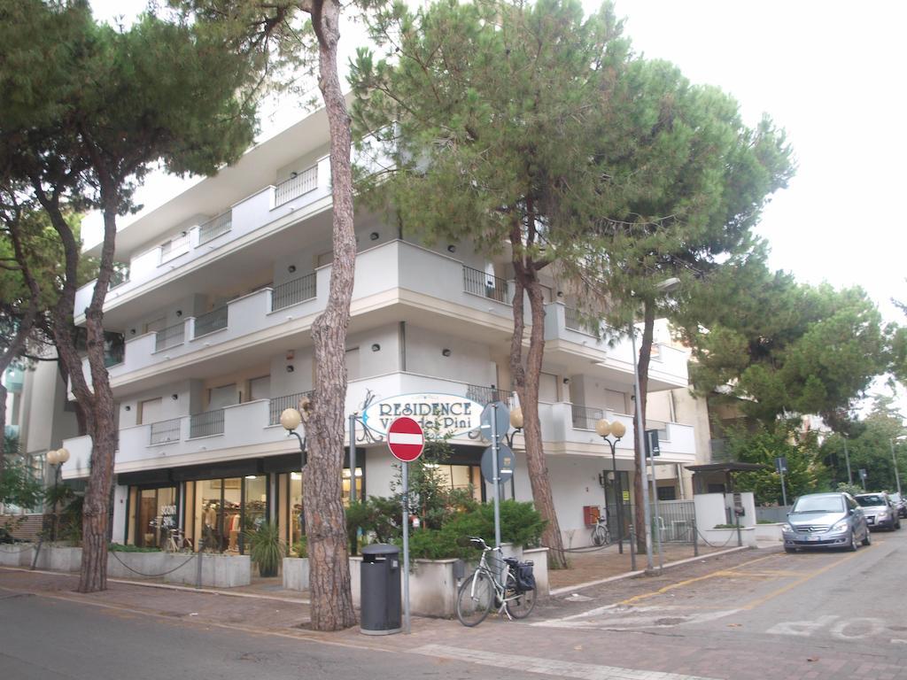 Residence Villa Dei Pini 里米尼 外观 照片